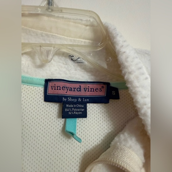 Vineyard Vines Women’s Sherpa Vest in Ivory Cream Small S Excellent Warm - Picture 2 of 4